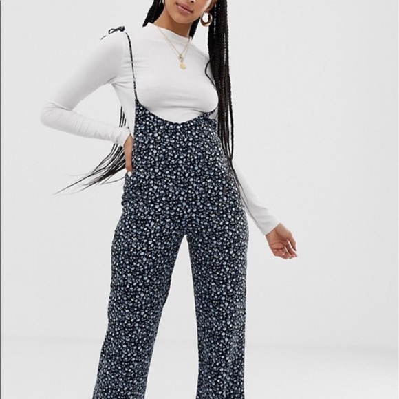 Floral Jumper Overall - Picture 4 of 8